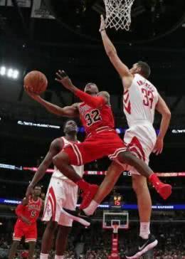 QQ直播火箭VS公牛，那场让我从沙发跳起来的比赛